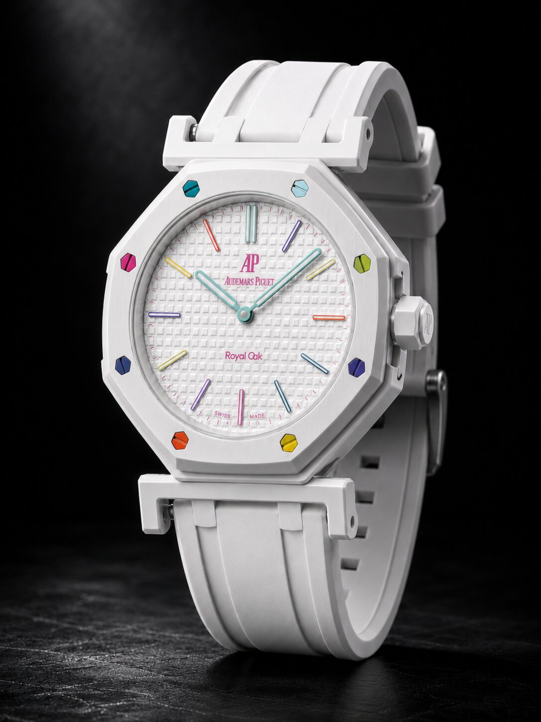 HUIT BLANC matte silicone strap in white